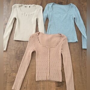 Women’s Sweater Bundle Size Large